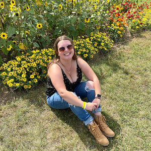 Meet your Posher, Ella